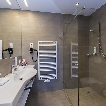 Отель Bichlalm Berggasthof Кицбюэль